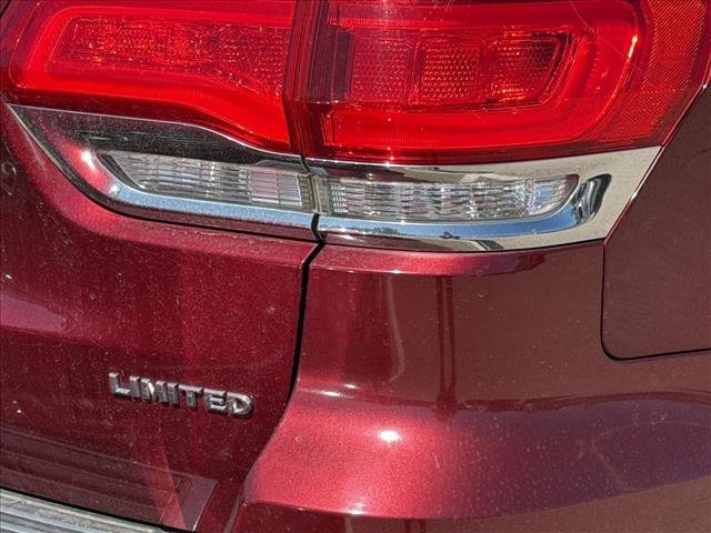 Used 2019 Jeep Grand Cherokee Limited AWD/4WD image 15