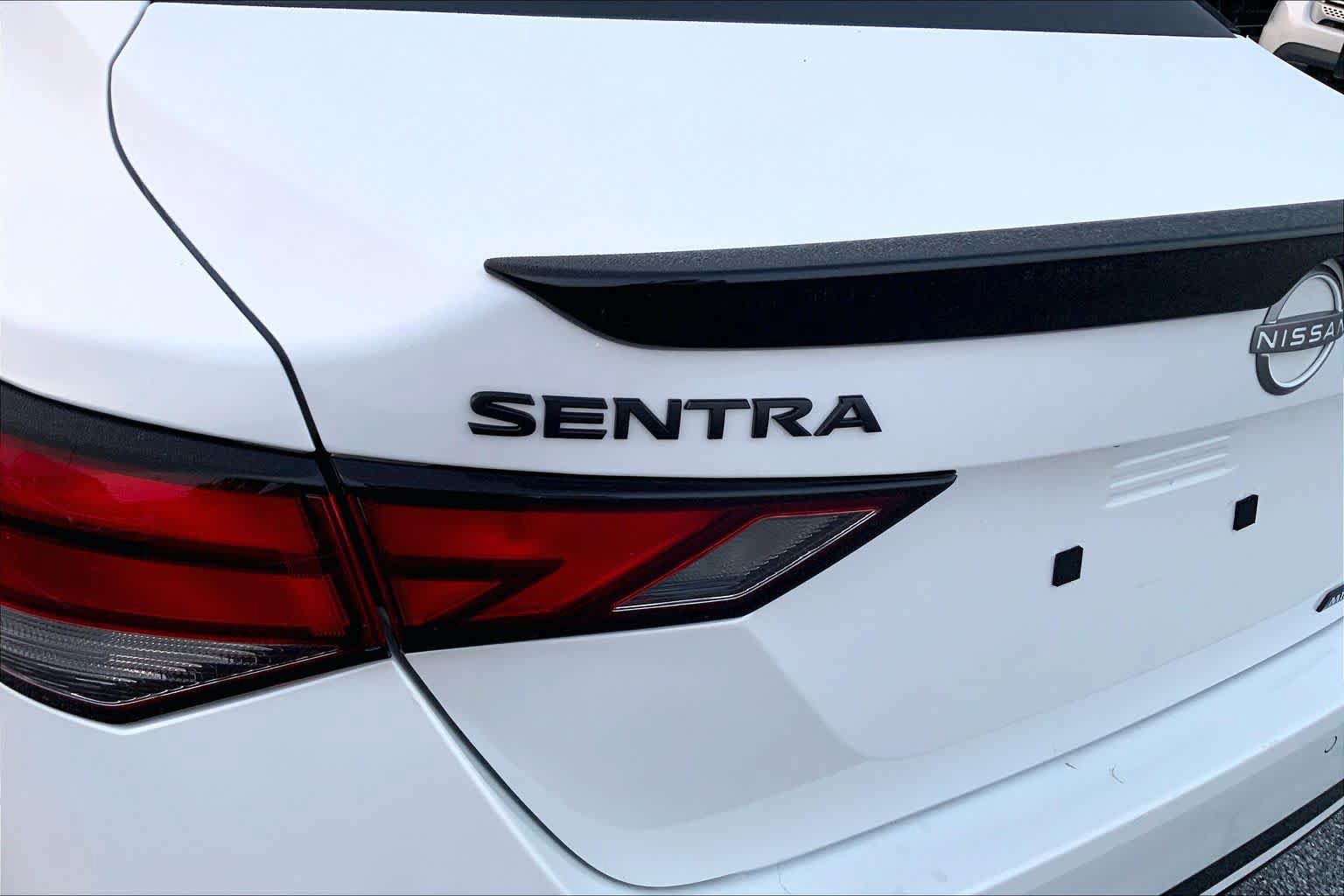 Used 2025 Nissan Sentra SR w/ Midnight Edition FWD image 29