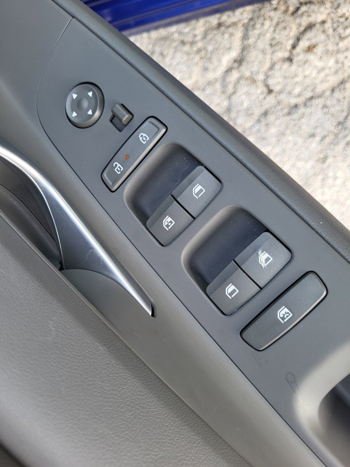 Used 2025 Hyundai Elantra SEL image 18