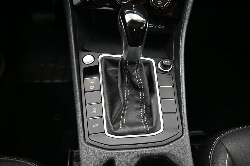 Used 2024 Volkswagen Jetta SE FWD image 23