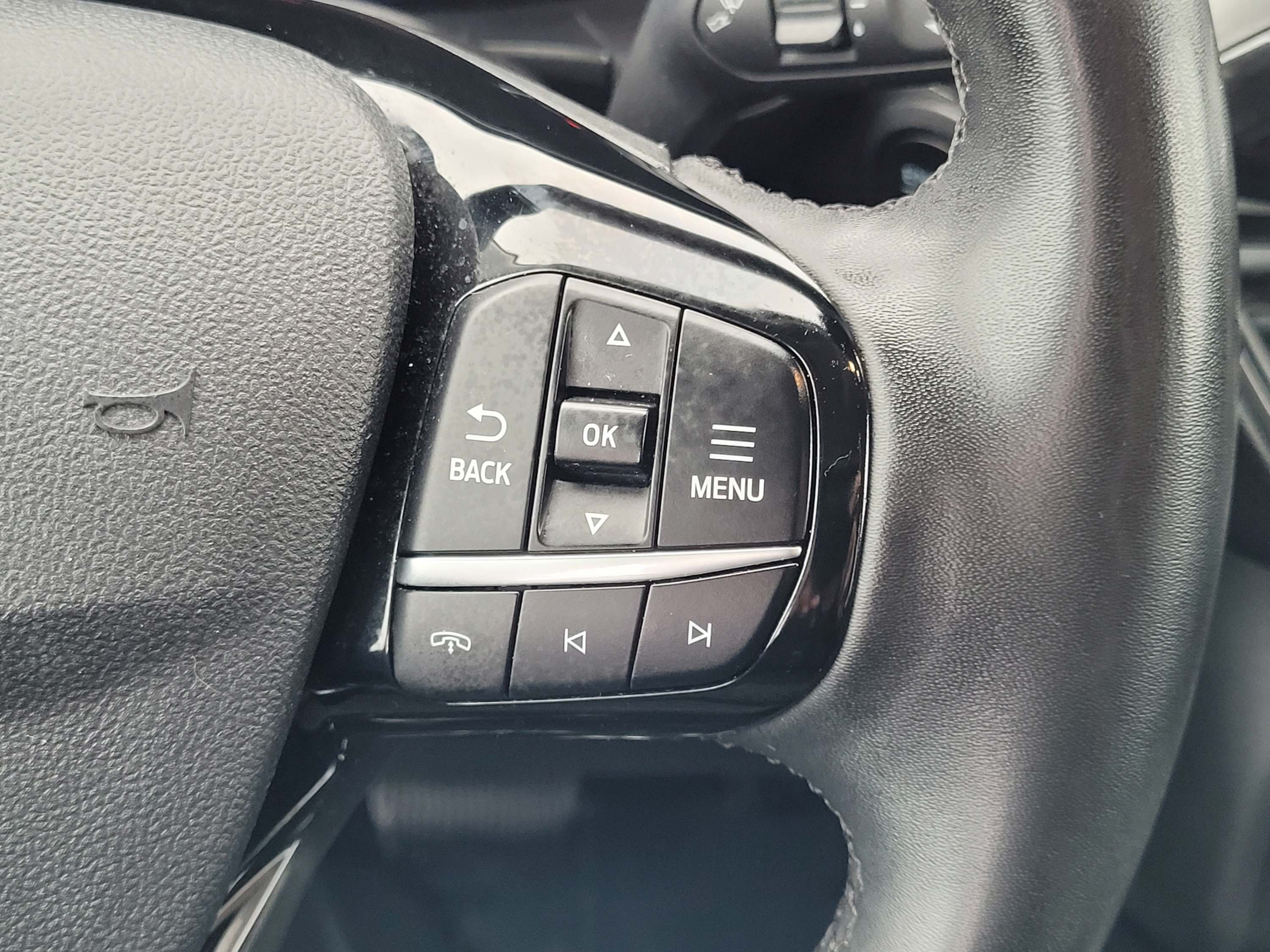 Certified 2023 Ford Escape Active AWD/4WD image 13