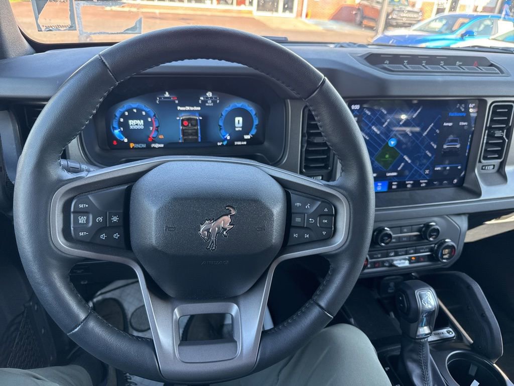 Certified 2025 Ford Bronco Badlands w/ Sasquatch Package AWD/4WD image 9