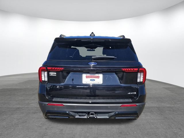 Certified 2025 Ford Explorer ST-Line image 3