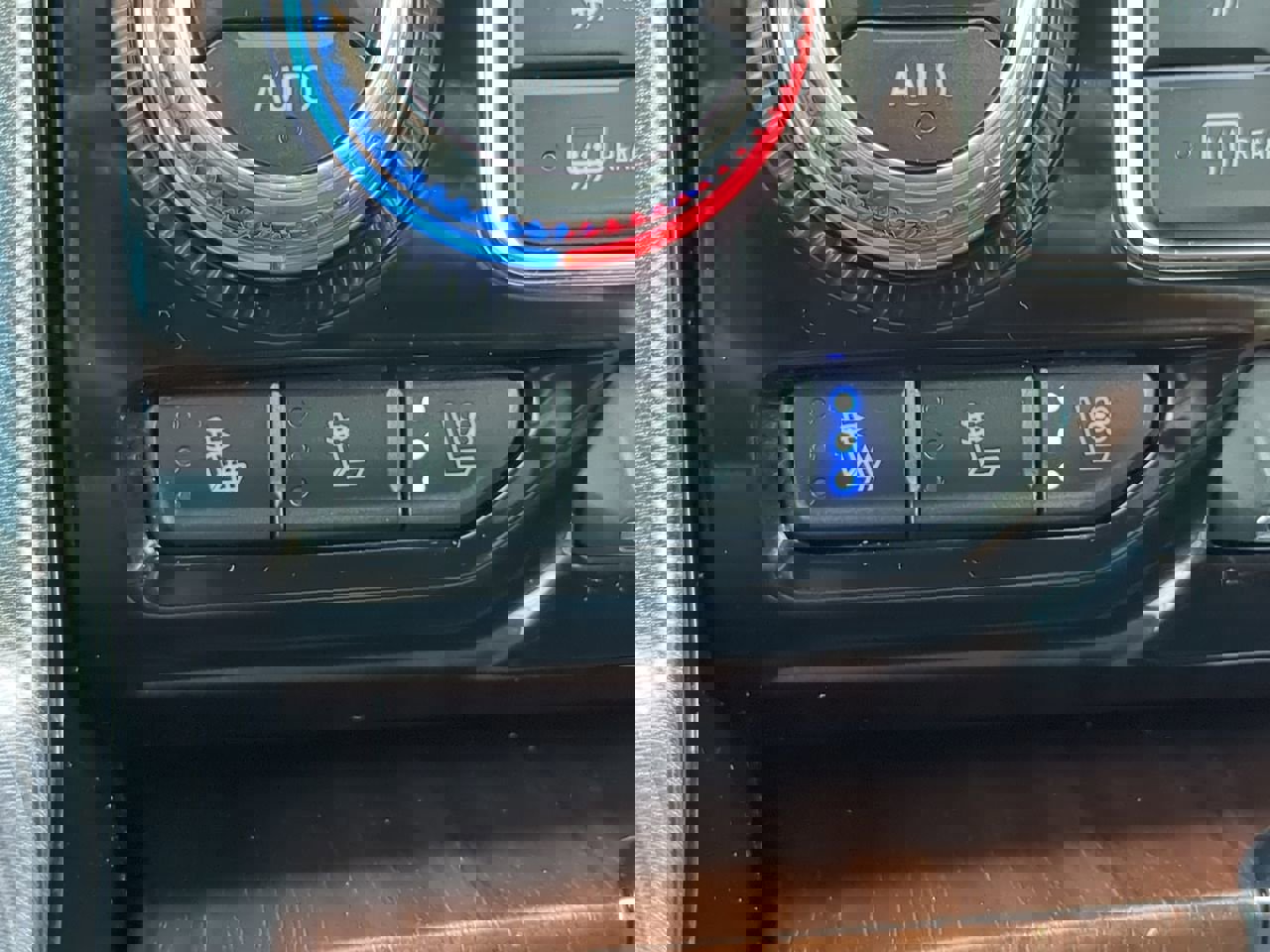 Used 2023 GMC Yukon XL Denali Ultimate image 22