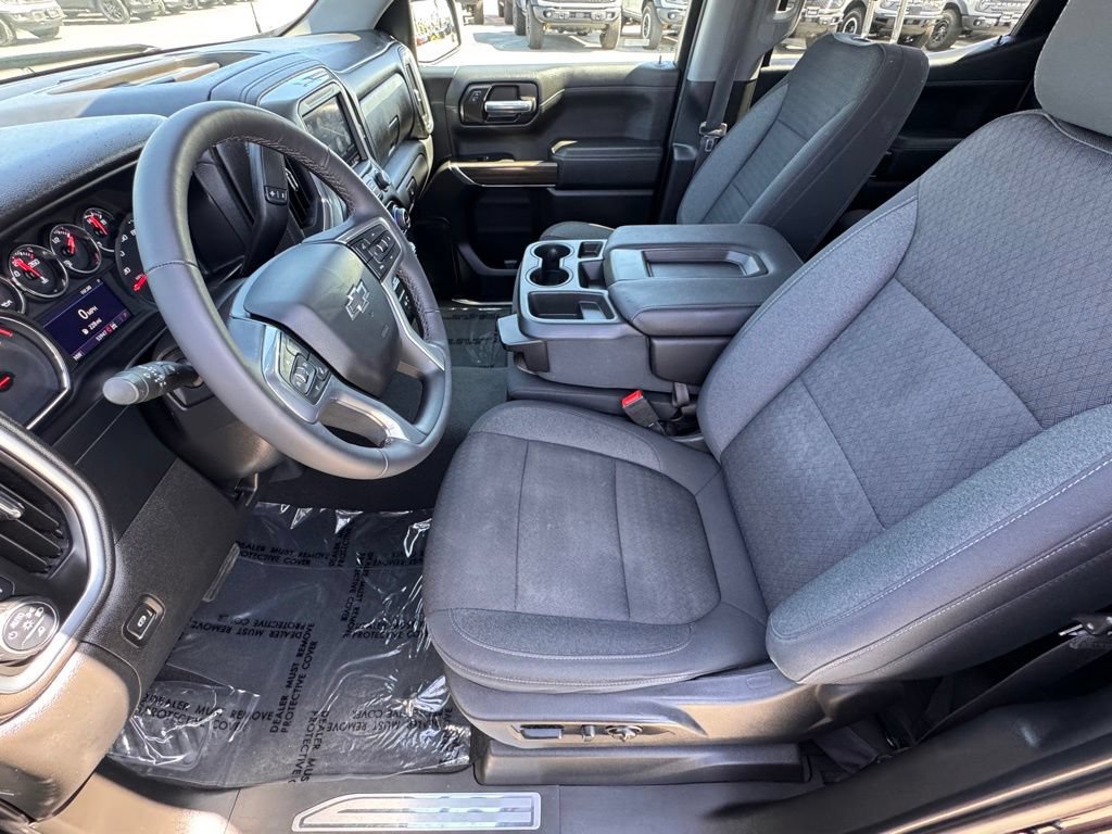 Used 2022 Chevrolet Silverado 1500 RST w/ Safety Package AWD/4WD image 17