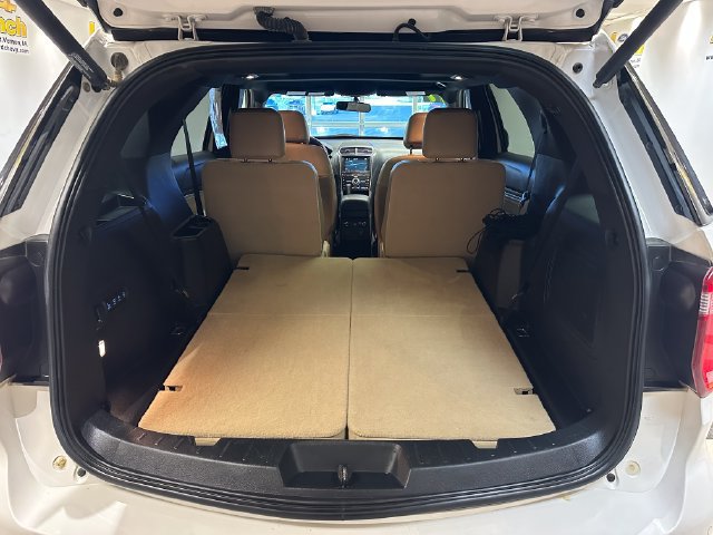 Certified 2017 Ford Explorer Limited AWD/4WD image 26