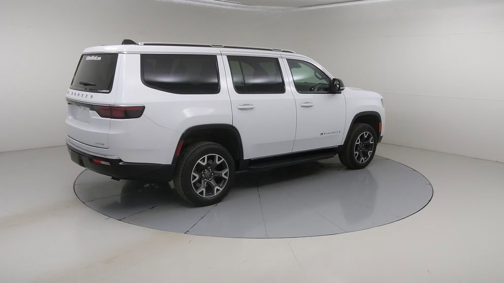 Used 2024 Jeep Wagoneer Series III image 15