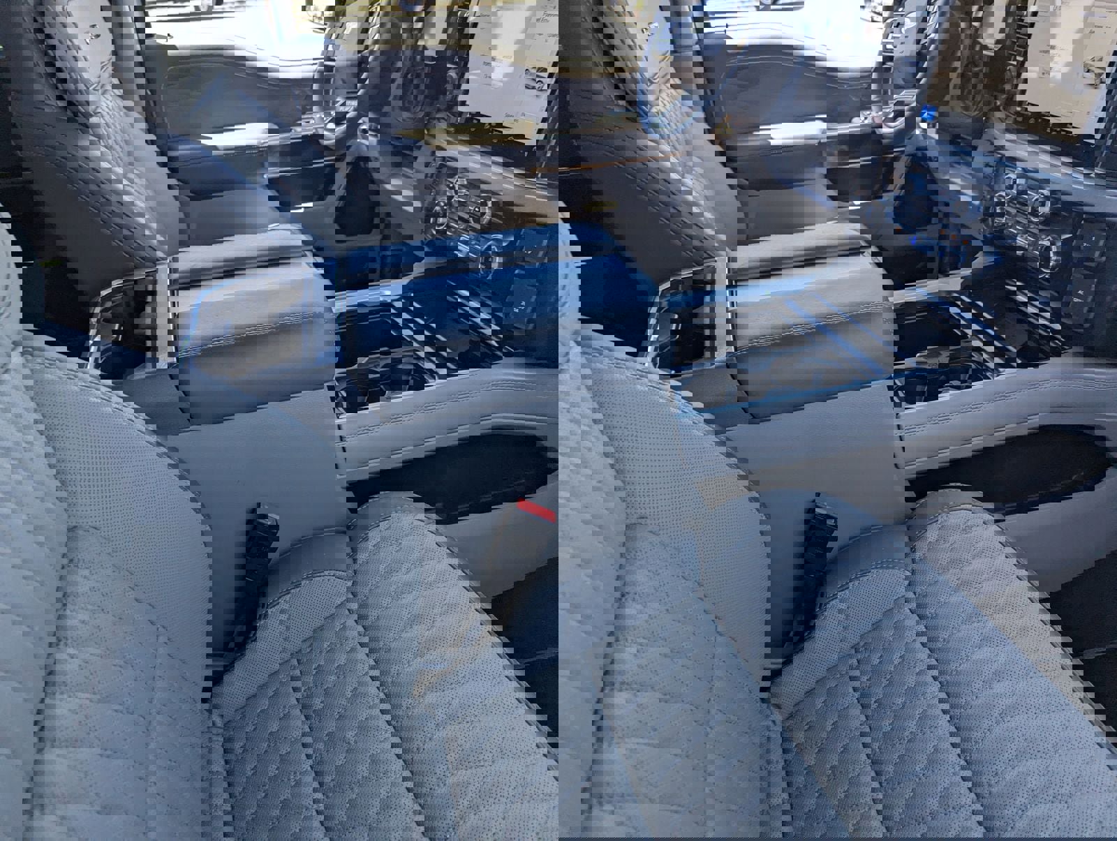 Certified 2026 Ford F250 Platinum w/ Platinum Plus Package AWD/4WD image 11