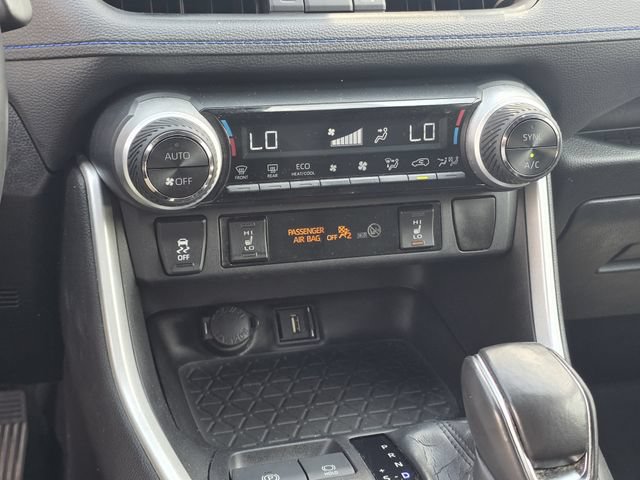 Used 2021 Toyota RAV4 XSE AWD/4WD image 21