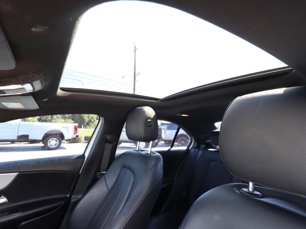 Used 2020 Mercedes-Benz A 220 image 4