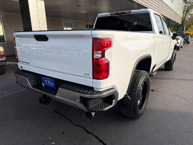 Used 2024 Chevrolet Silverado 2500 LT AWD/4WD image 11