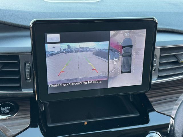 Certified 2023 Ford Explorer Limited w/ Equipment Group 301A image 27