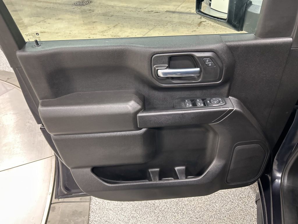 Used 2024 Chevrolet Silverado 2500 Custom w/ Custom Convenience Package image 11