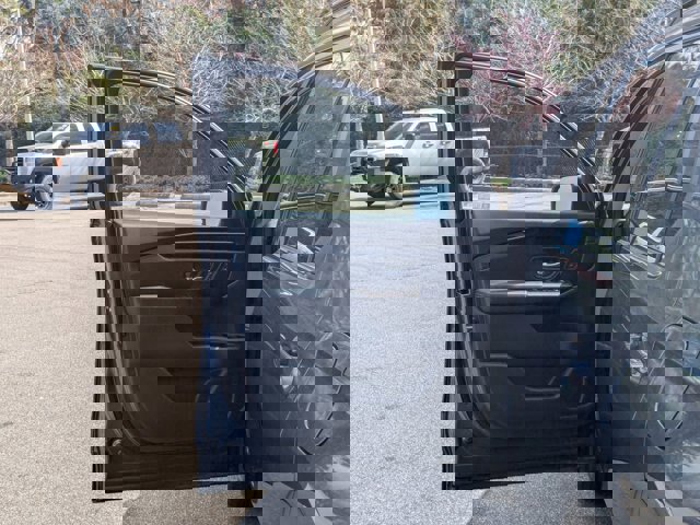 Used 2024 Honda Pilot Touring image 14