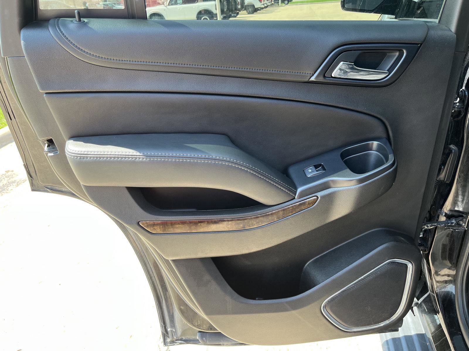 Used 2019 Chevrolet Tahoe LT image 12