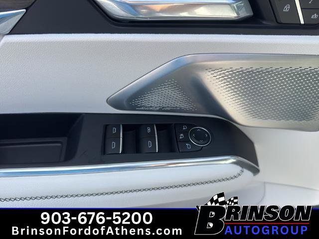 Used 2025 GMC Acadia Denali w/ Super Cruise Package FWD image 24