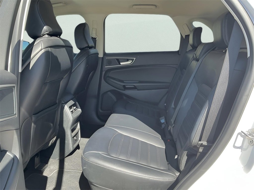 Certified 2024 Ford Edge SEL image 33
