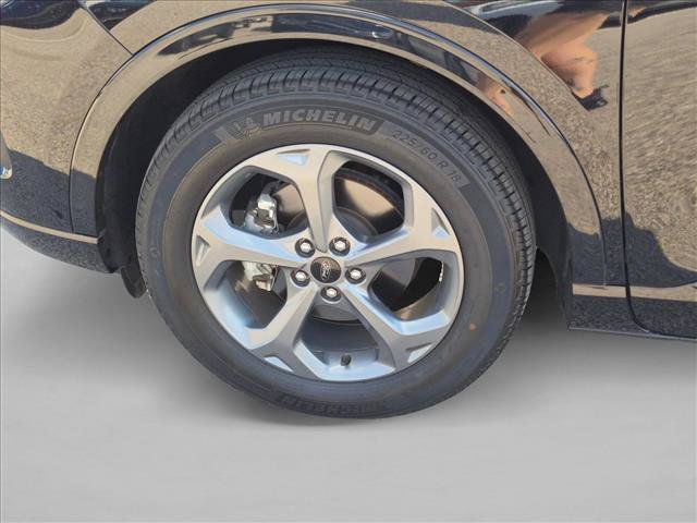 Certified 2023 Ford Escape ST-Line w/ Tech Pack #1 AWD/4WD image 27