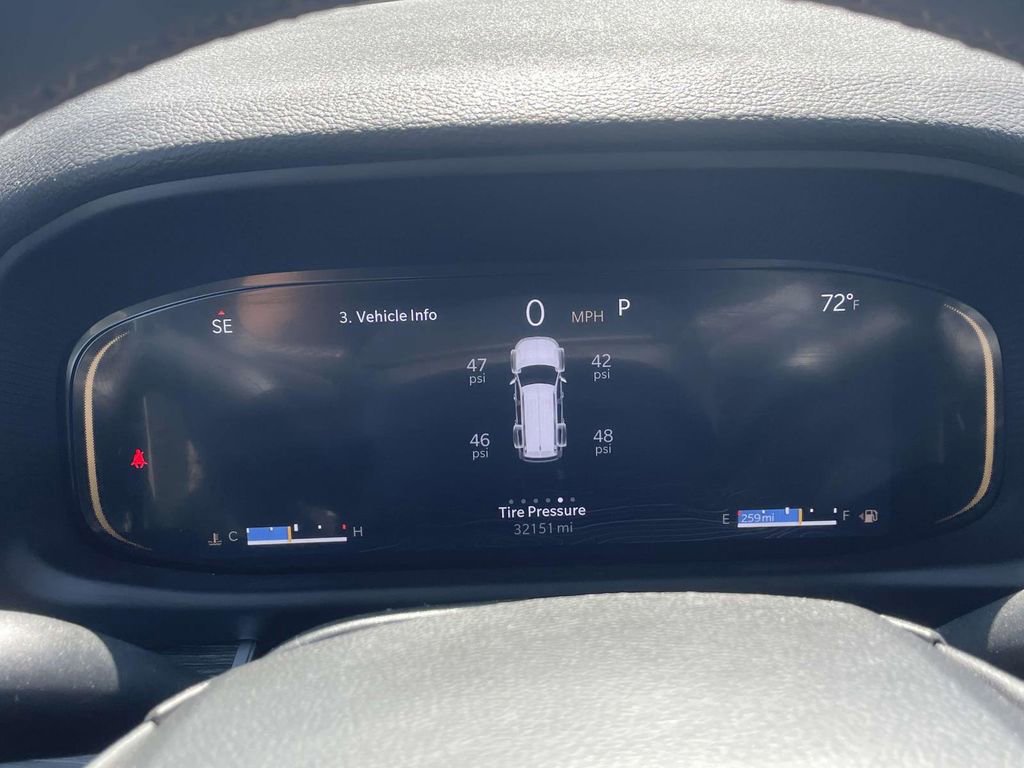 Used 2024 Jeep Wagoneer Series II w/ HD Trailer Tow Package image 24