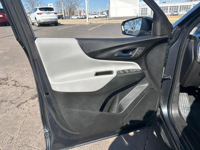 Used 2023 Chevrolet Equinox LT image 28