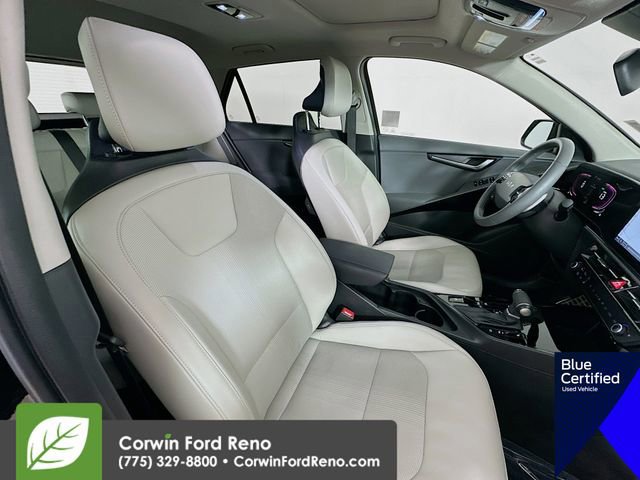 Used 2024 Kia Niro EX Touring image 32