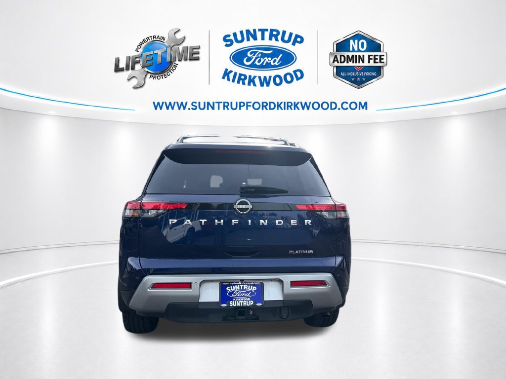 Used 2025 Nissan Pathfinder Platinum w/ Cargo Package FWD image 4