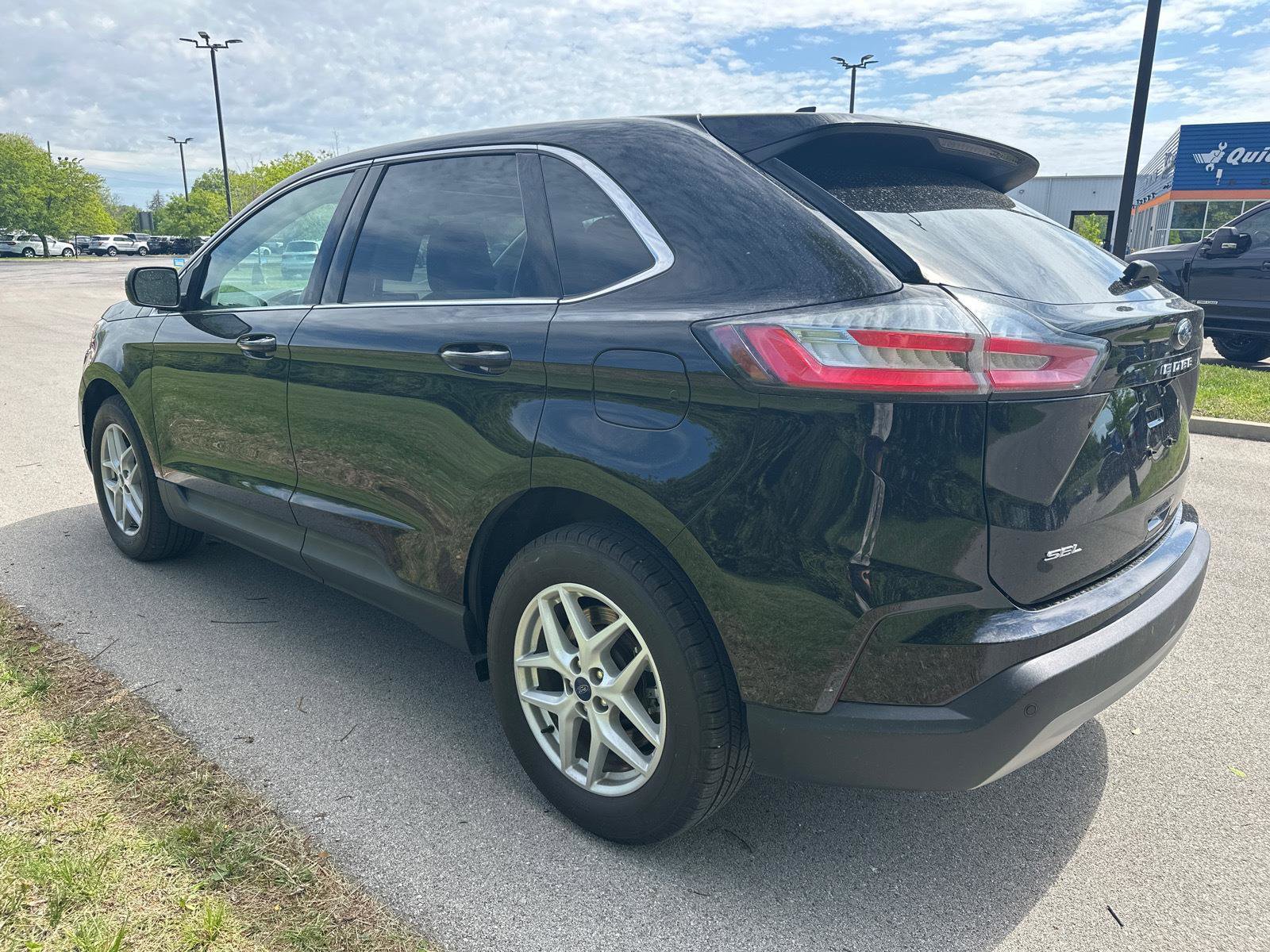 Certified 2022 Ford Edge SEL w/ Convenience Package AWD/4WD image 15