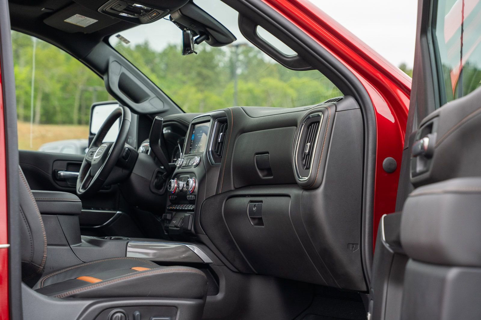 Used 2022 GMC Sierra 2500 AT4 w/ AT4 Premium Plus Package AWD/4WD image 23
