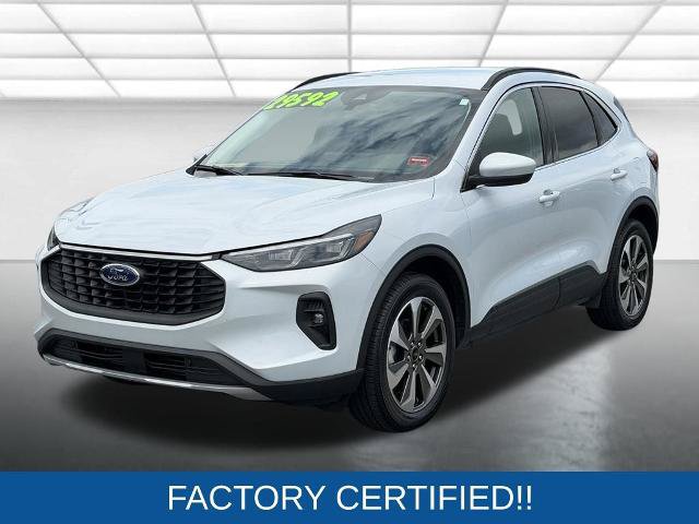 Certified 2025 Ford Escape Platinum AWD/4WD image 4