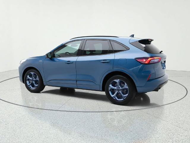 Certified 2023 Ford Escape ST-Line w/ Tech Pack #1 FWD image 5