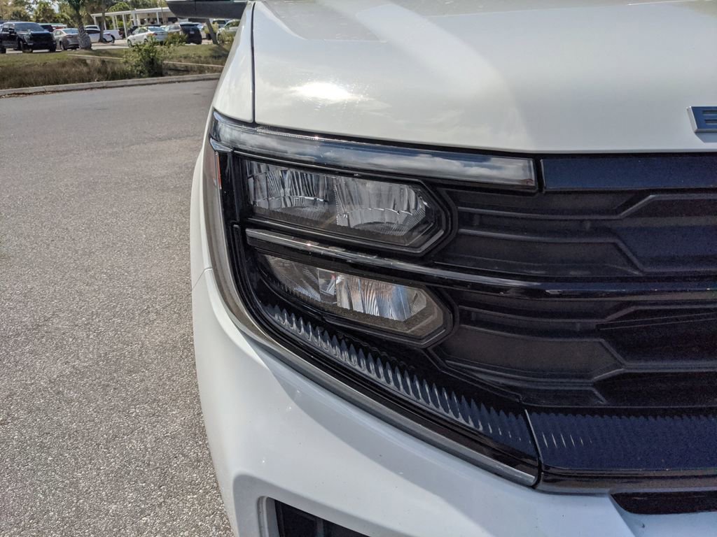 Certified 2025 Ford Expedition Max Active image 11