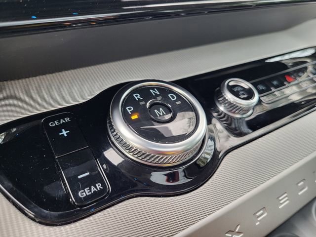Certified 2025 Ford Expedition Active AWD/4WD image 28