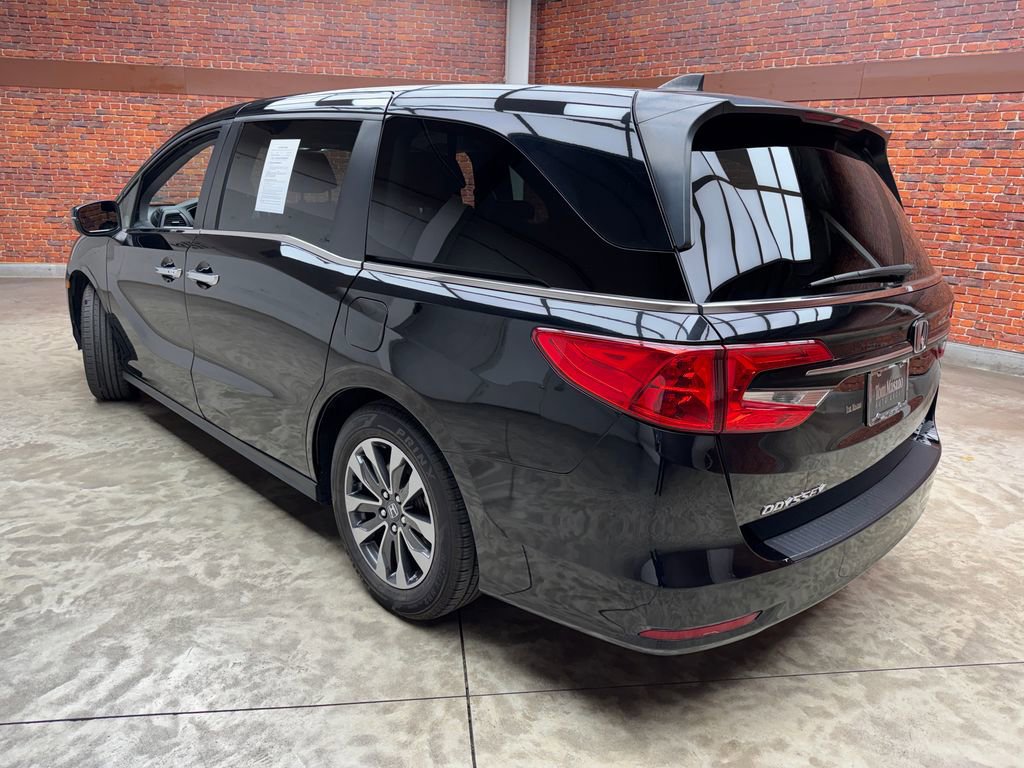 Used 2021 Honda Odyssey EX-L image 2