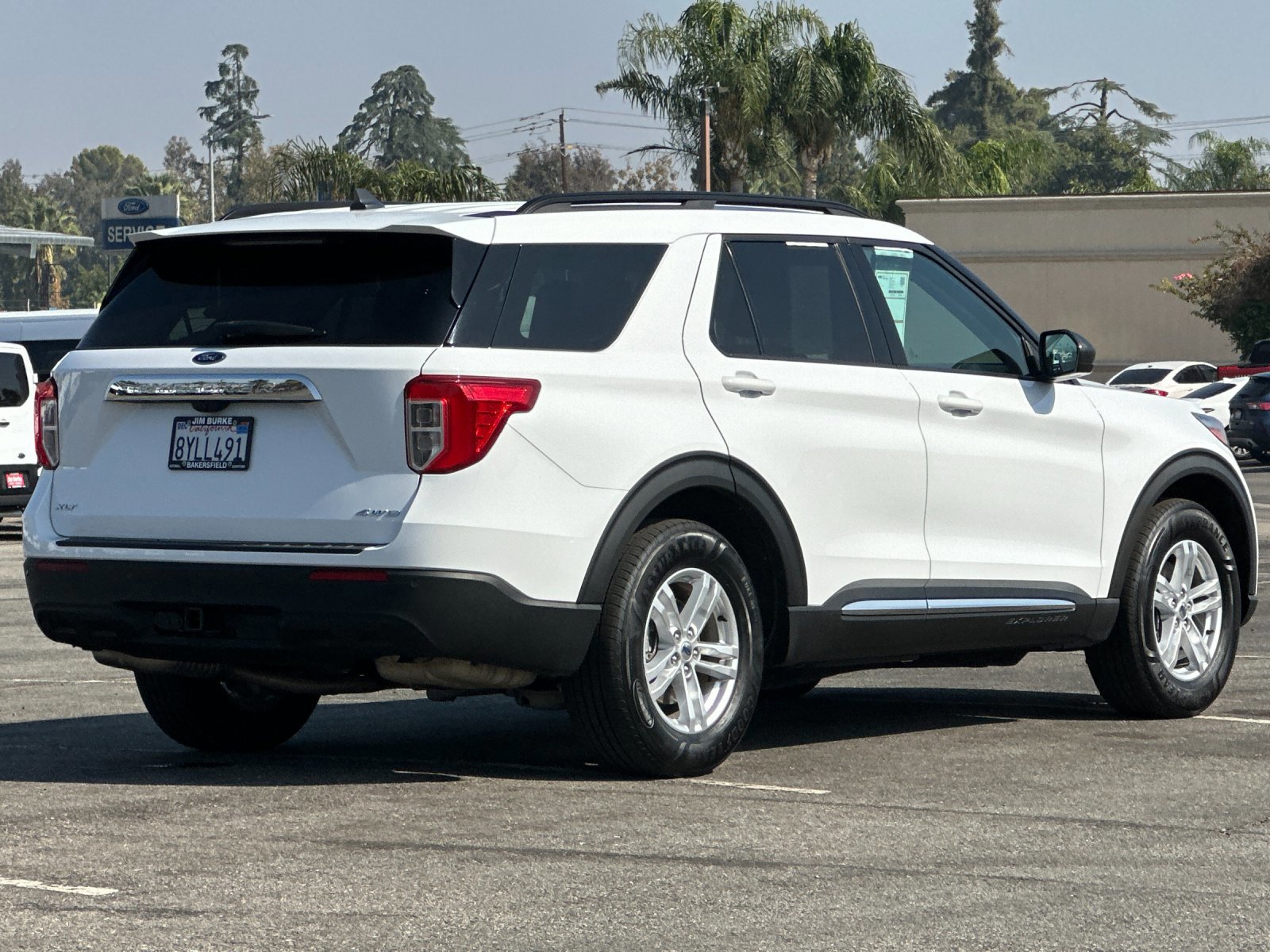 Certified 2022 Ford Explorer XLT w/ Class IV Trailer Tow Package image 5