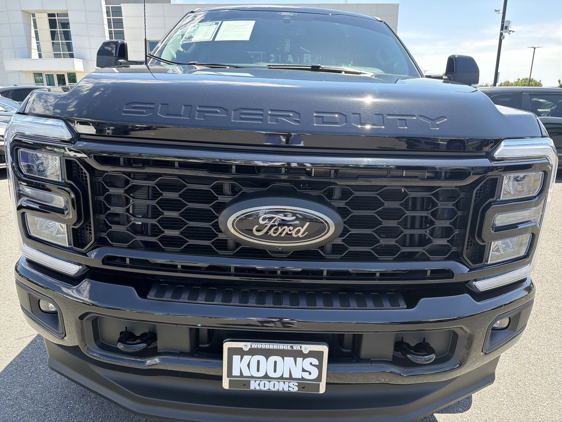 Certified 2025 Ford F250 Lariat w/ Black Appearance Package AWD/4WD image 12
