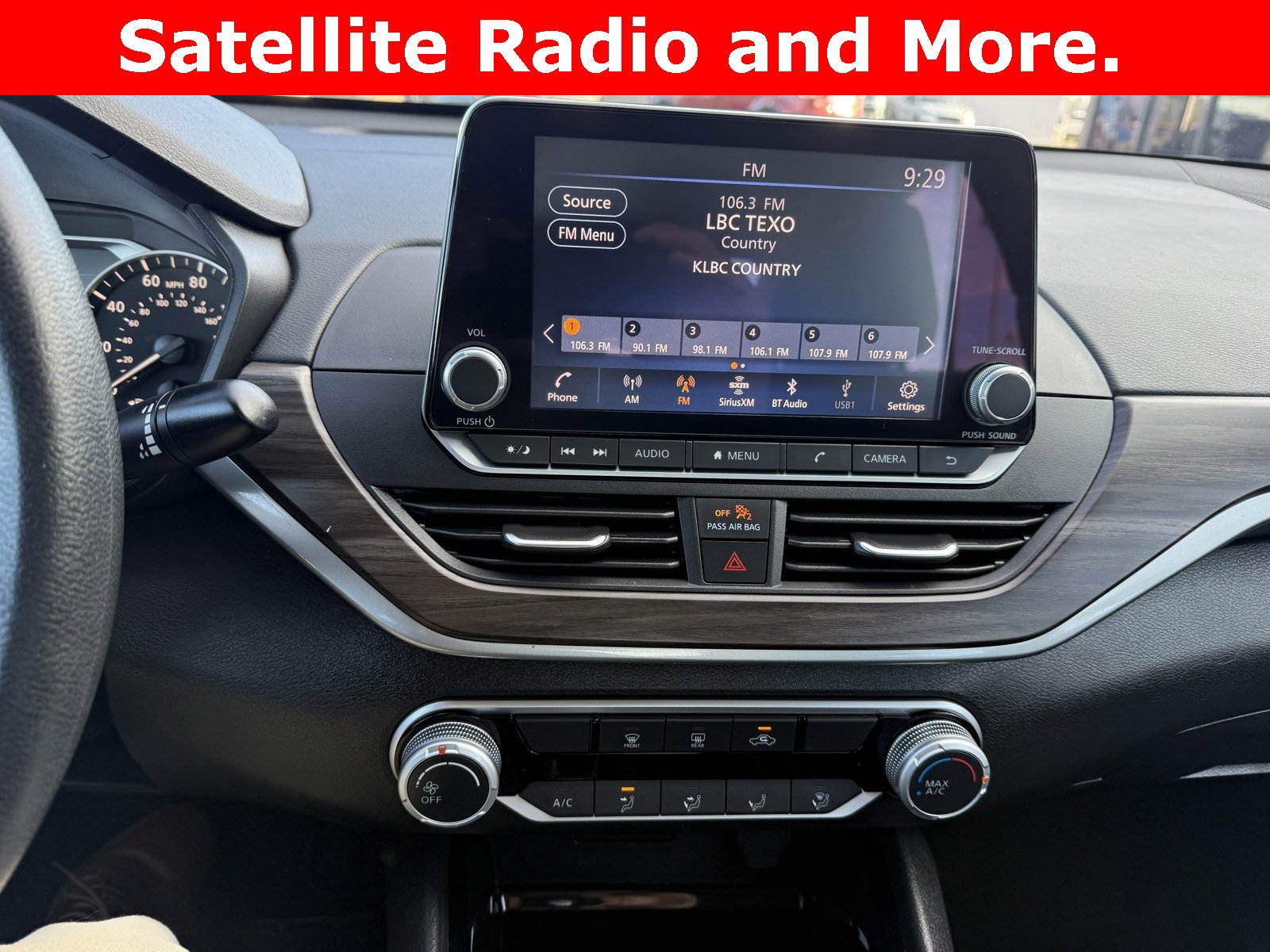 Used 2024 Nissan Altima 2.5 SV image 29