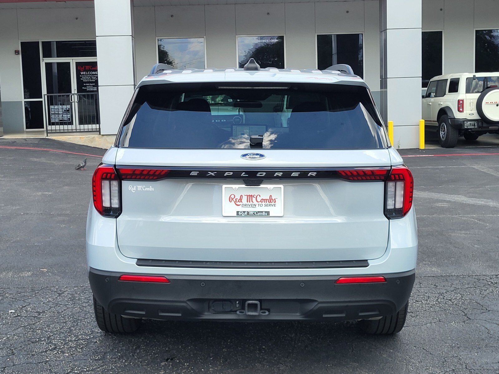 Certified 2025 Ford Explorer Active RWD image 5