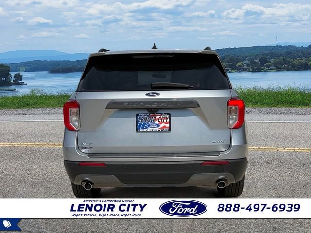 Certified 2023 Ford Explorer XLT w/ Equipment Group 202A AWD/4WD image 4