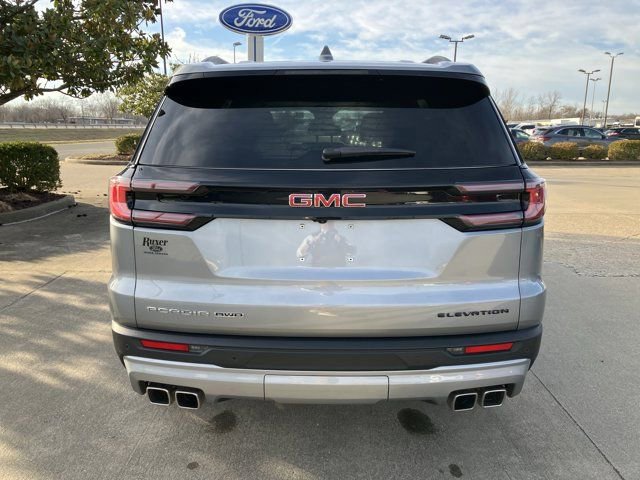 Used 2025 GMC Acadia Elevation image 5