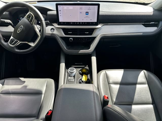 Certified 2025 Ford Explorer Active w/ Active Comfort Package AWD/4WD image 27