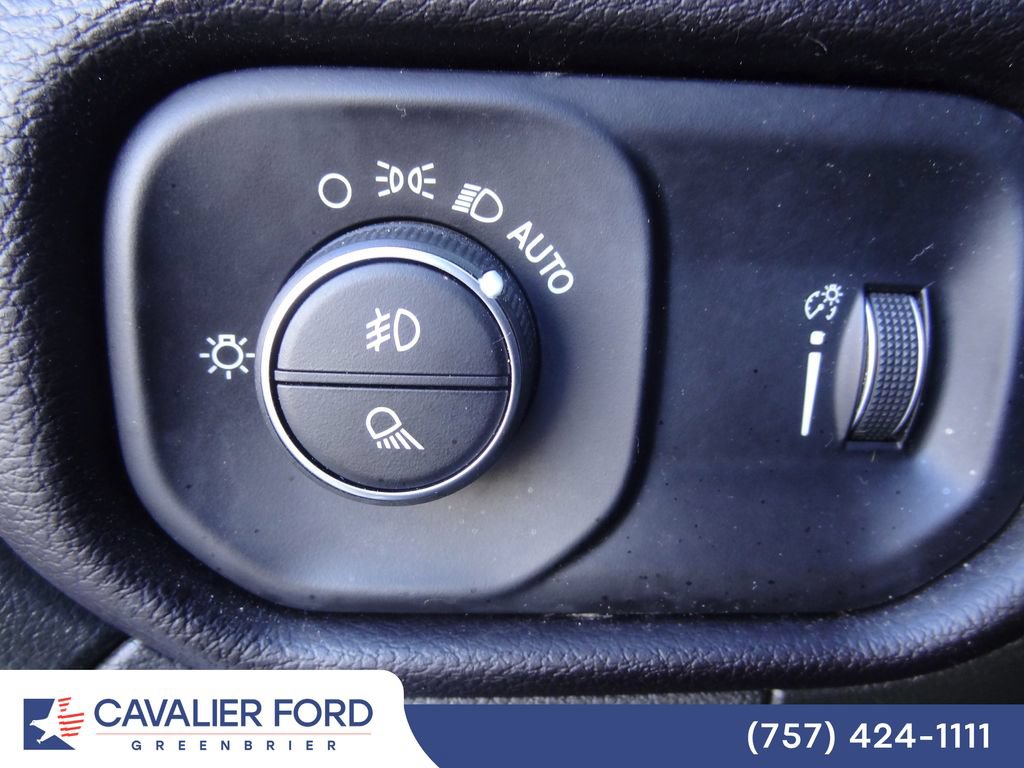 Used 2024 RAM 2500 Big Horn AWD/4WD image 17