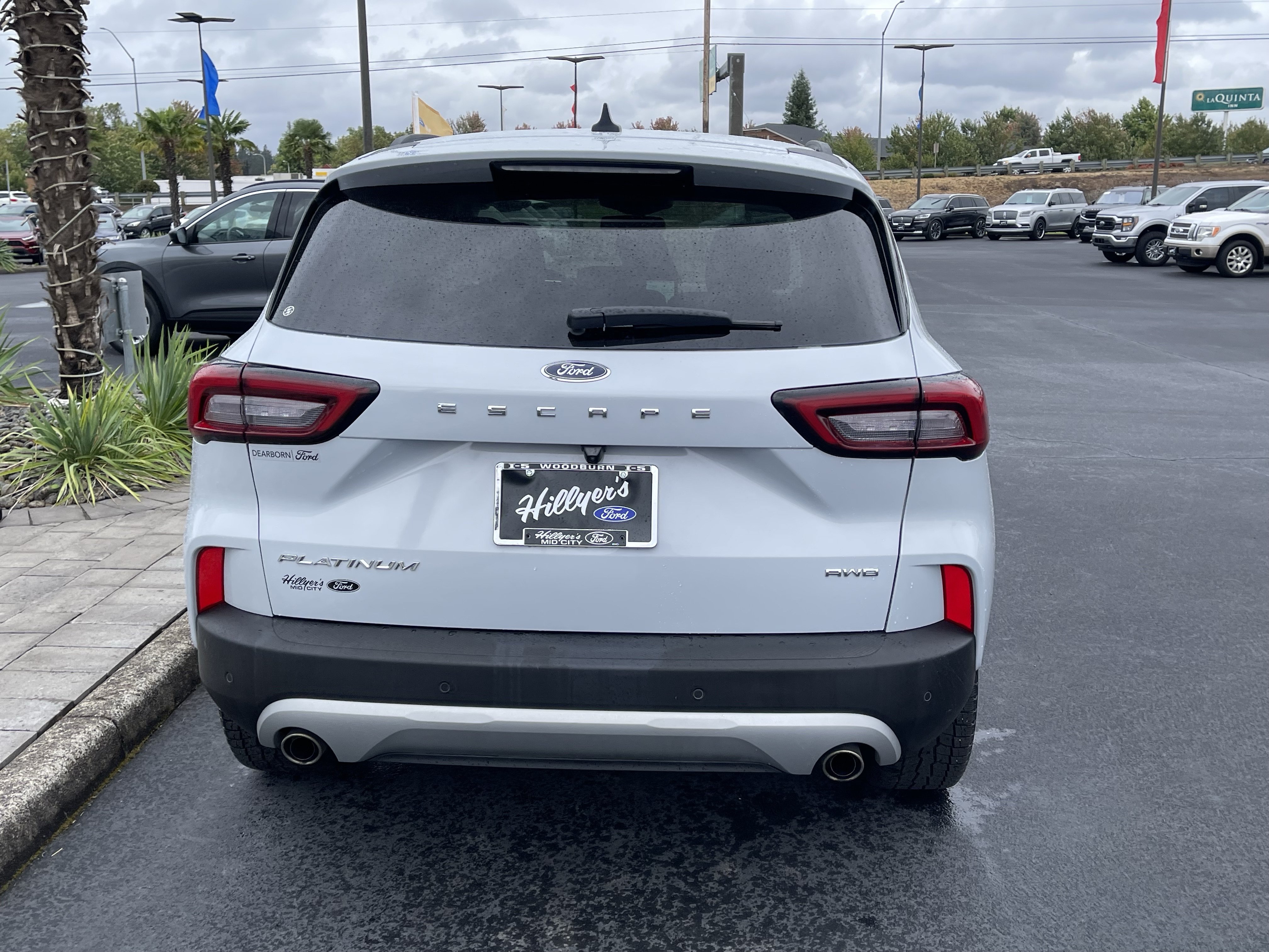 Certified 2025 Ford Escape Platinum AWD/4WD image 4