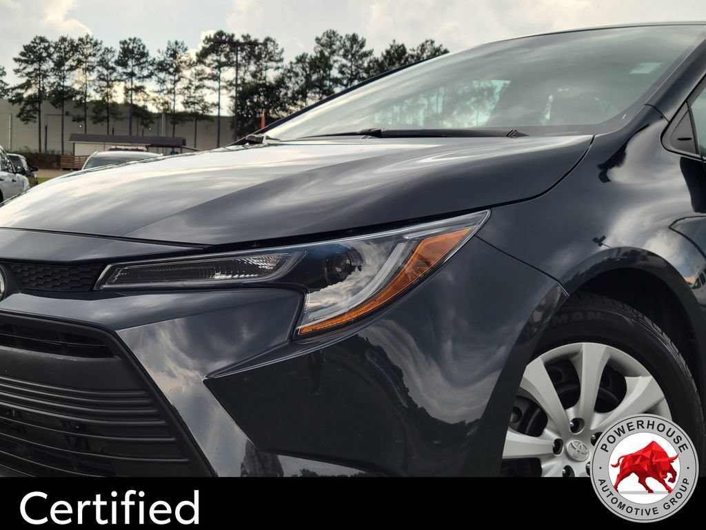 Used 2024 Toyota Corolla LE FWD image 11