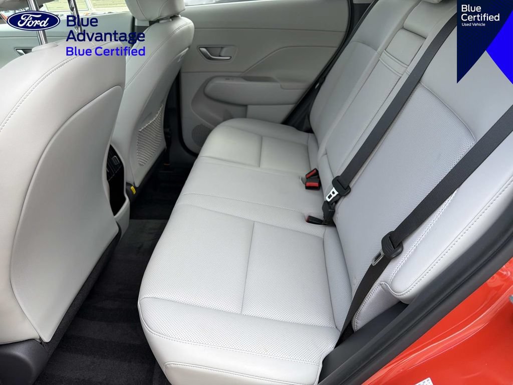Used 2024 Hyundai Kona Limited FWD image 13