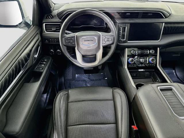 Used 2024 GMC Yukon Denali AWD/4WD image 10