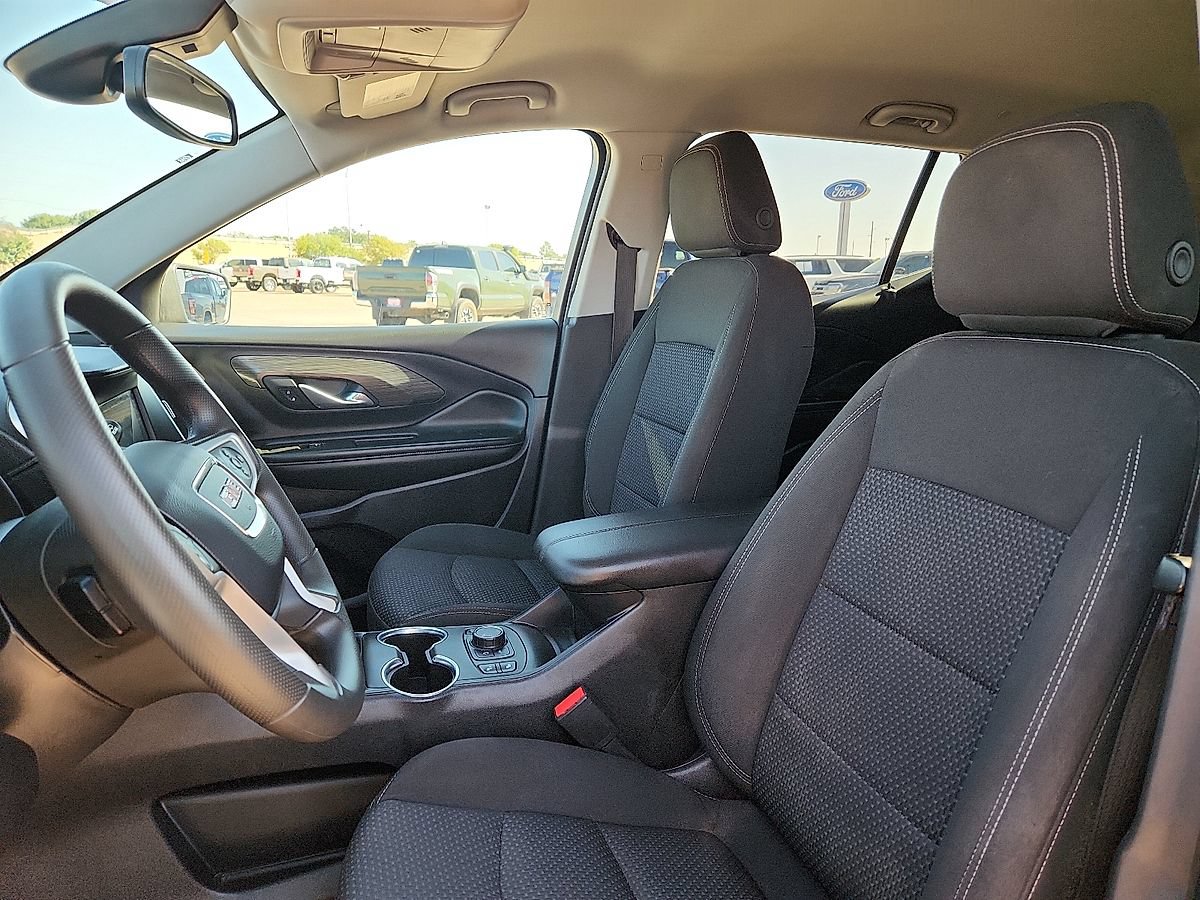 Used 2024 GMC Terrain SLE w/ Driver Convenience Package AWD/4WD image 8