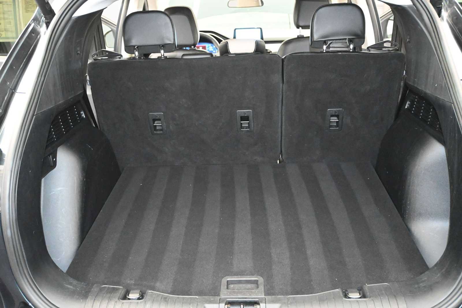 Certified 2022 Ford Escape SEL w/ Technology Package AWD/4WD image 14