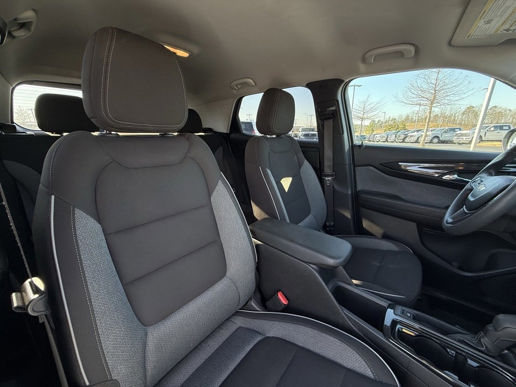 Used 2025 Chevrolet TrailBlazer LT image 30