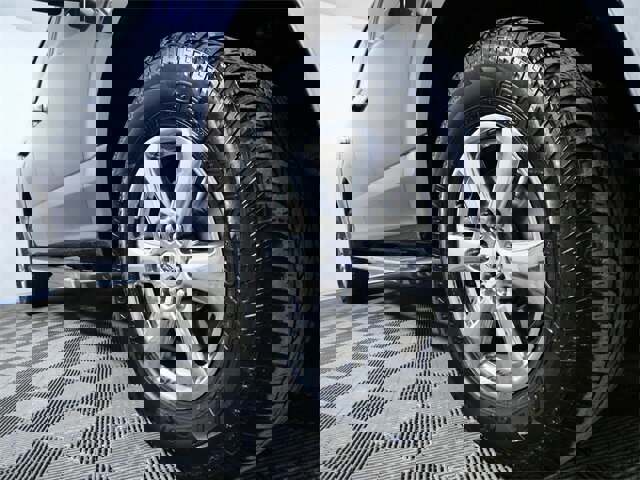 Certified 2019 Ford F150 XLT w/ Equipment Group 302A Luxury image 2