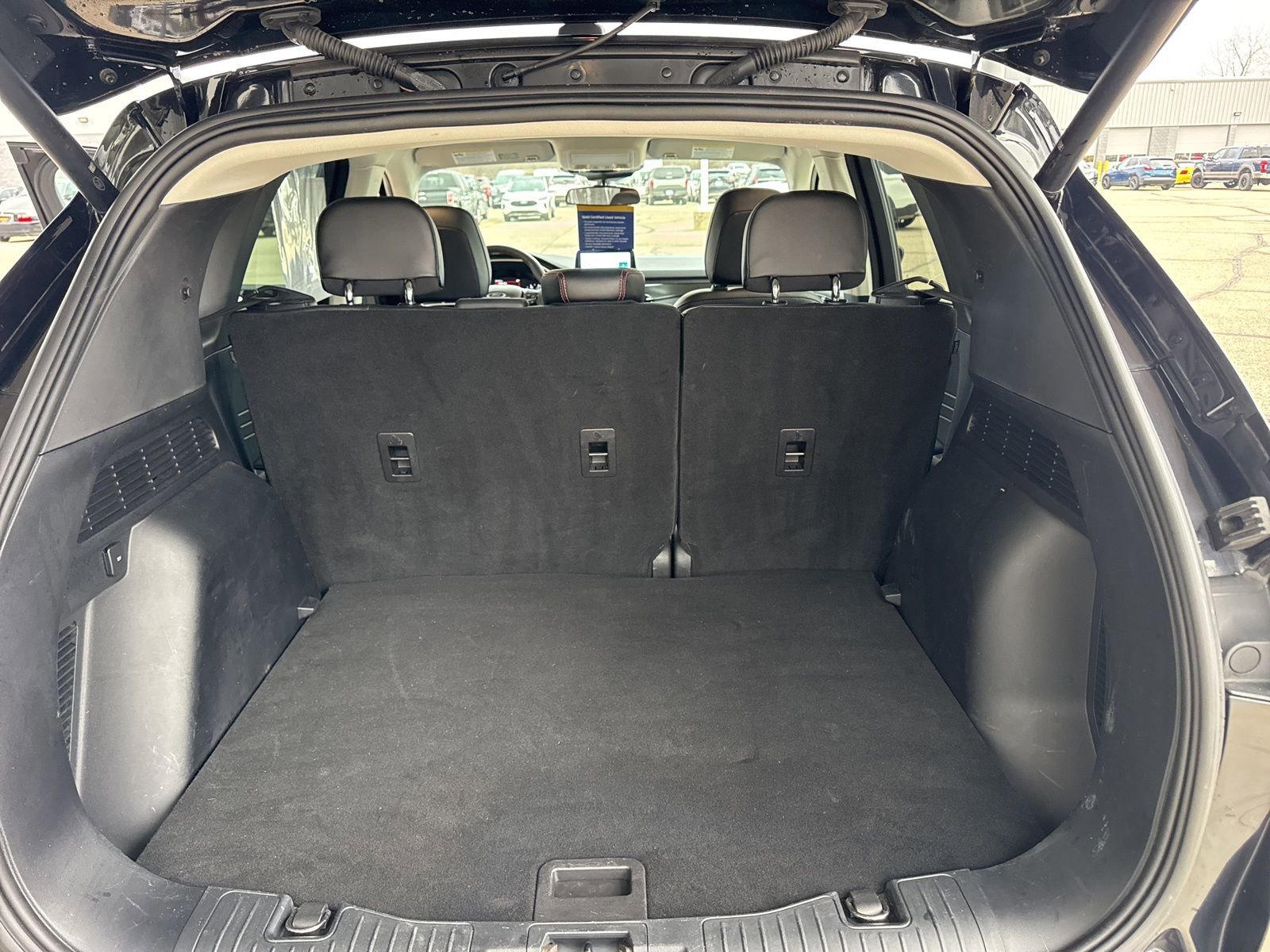 Certified 2022 Ford Escape SEL w/ SEL Stealth AWD Package image 37